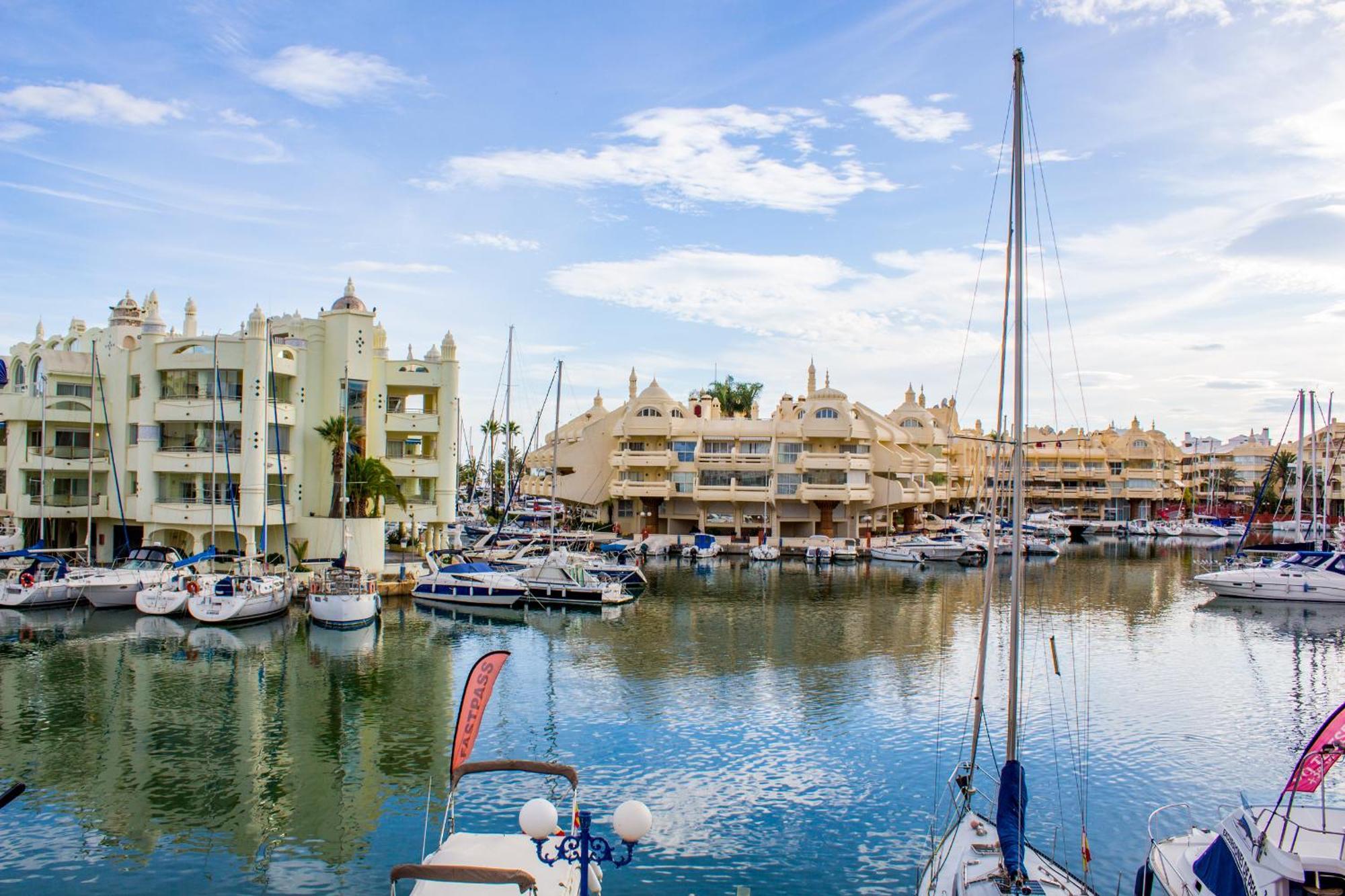 Benal Beach Suite Ii, Estudio Con Parque Acuatico Y Vistas Al Mar. Benalmádena Eksteriør bilde