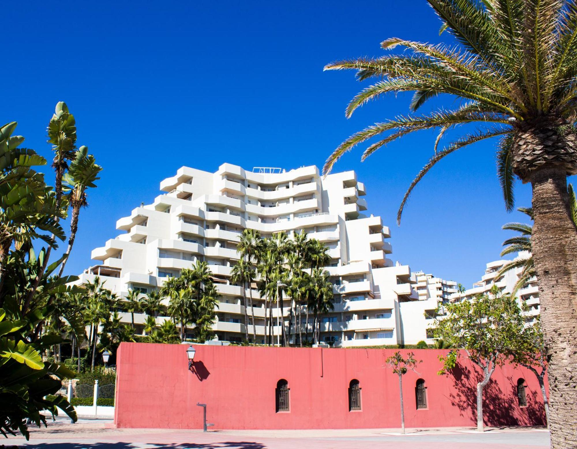 Benal Beach Suite Ii, Estudio Con Parque Acuatico Y Vistas Al Mar. Benalmádena Eksteriør bilde