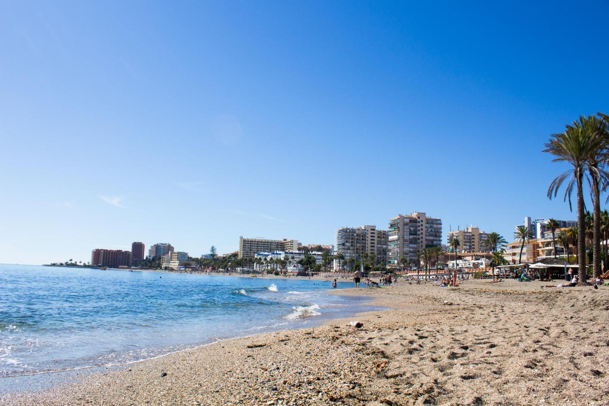 Benal Beach Suite Ii, Estudio Con Parque Acuatico Y Vistas Al Mar. Benalmádena Eksteriør bilde
